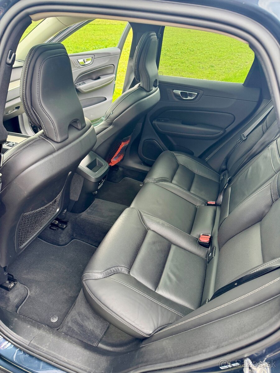 Volvo XC60 B5 Inscription AWD (diesel) - 9