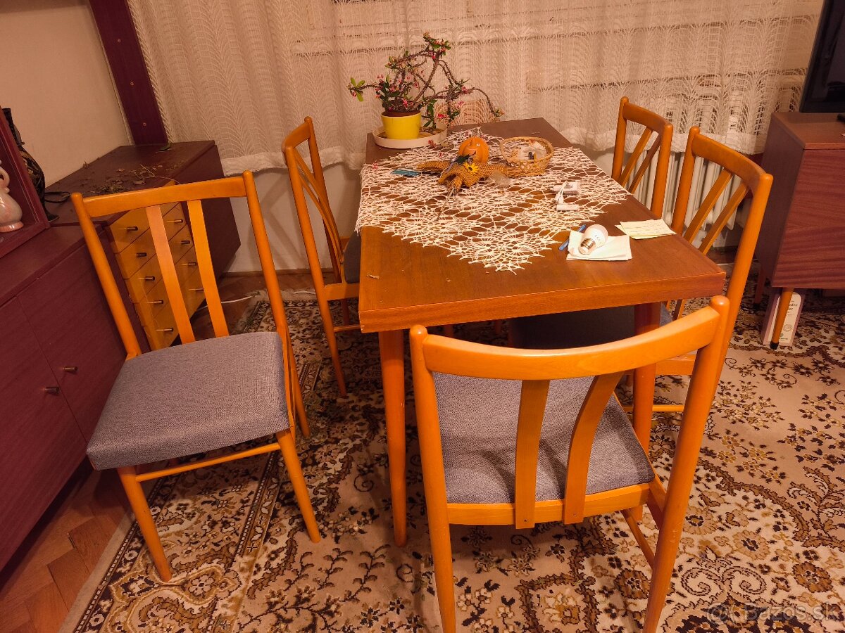 Retro aj so štýlom a stoličkami - 9