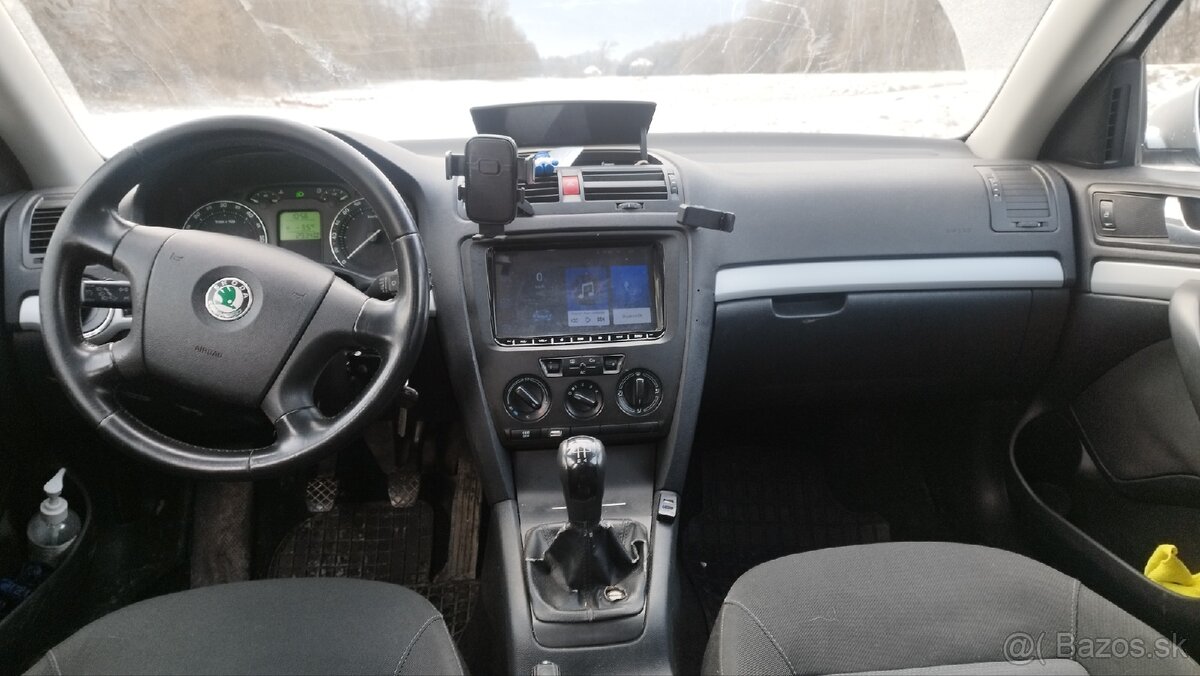 Predám vymením Škoda Octavia 2 Combi - 9