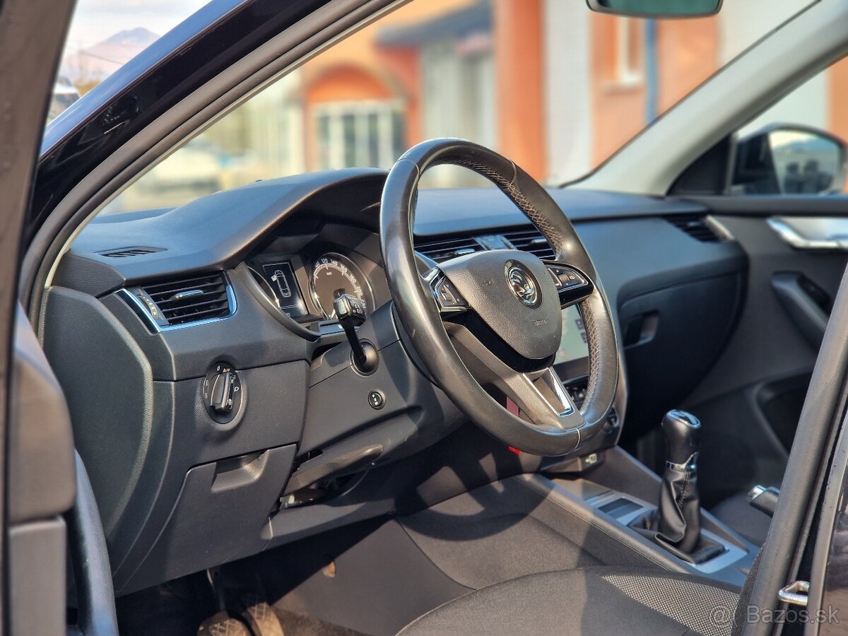 Škoda Octavia Combi 1.6 TDI SCR Active - 9