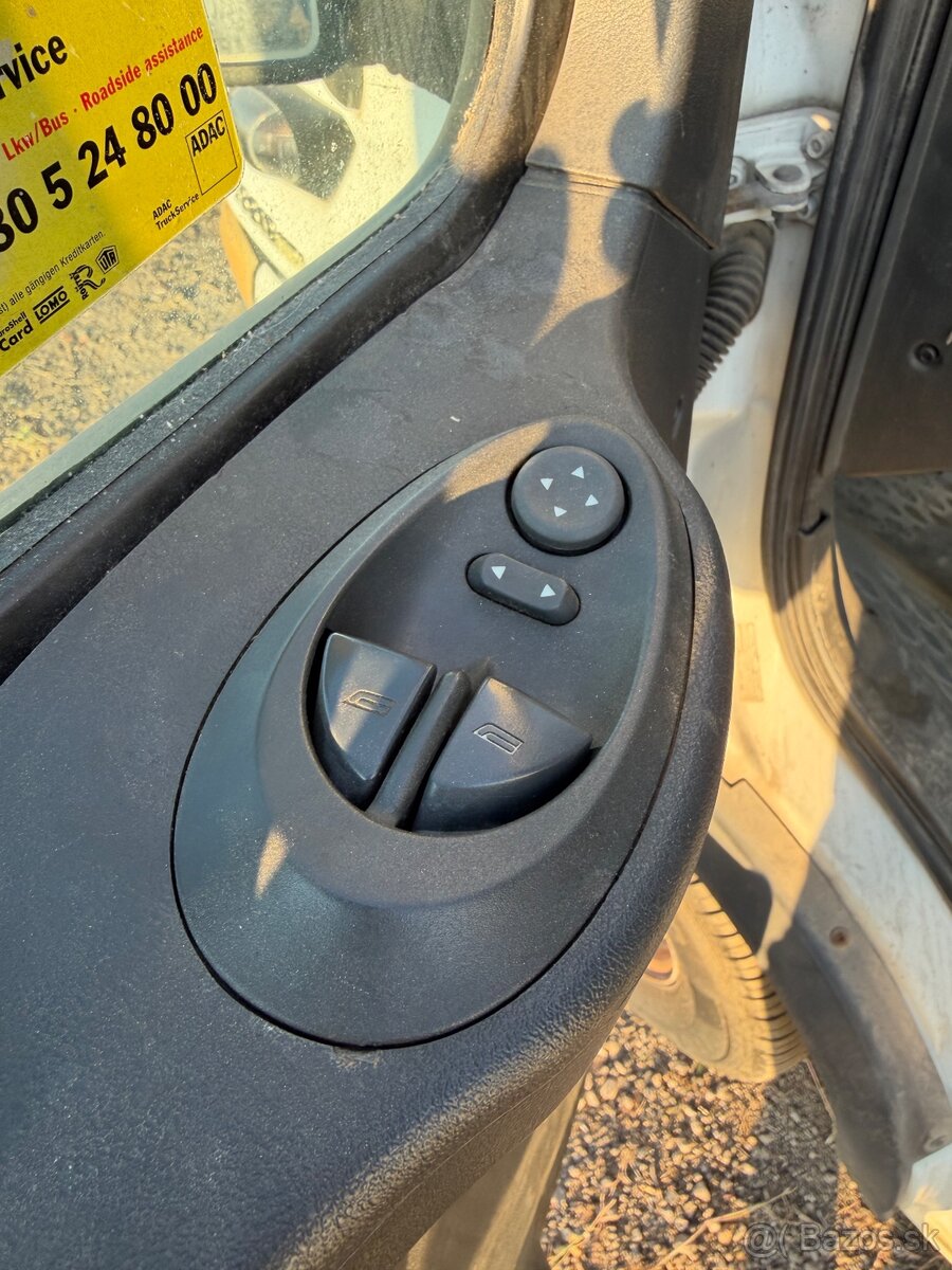 IVECO DAILY 35S12 2.3 - 9