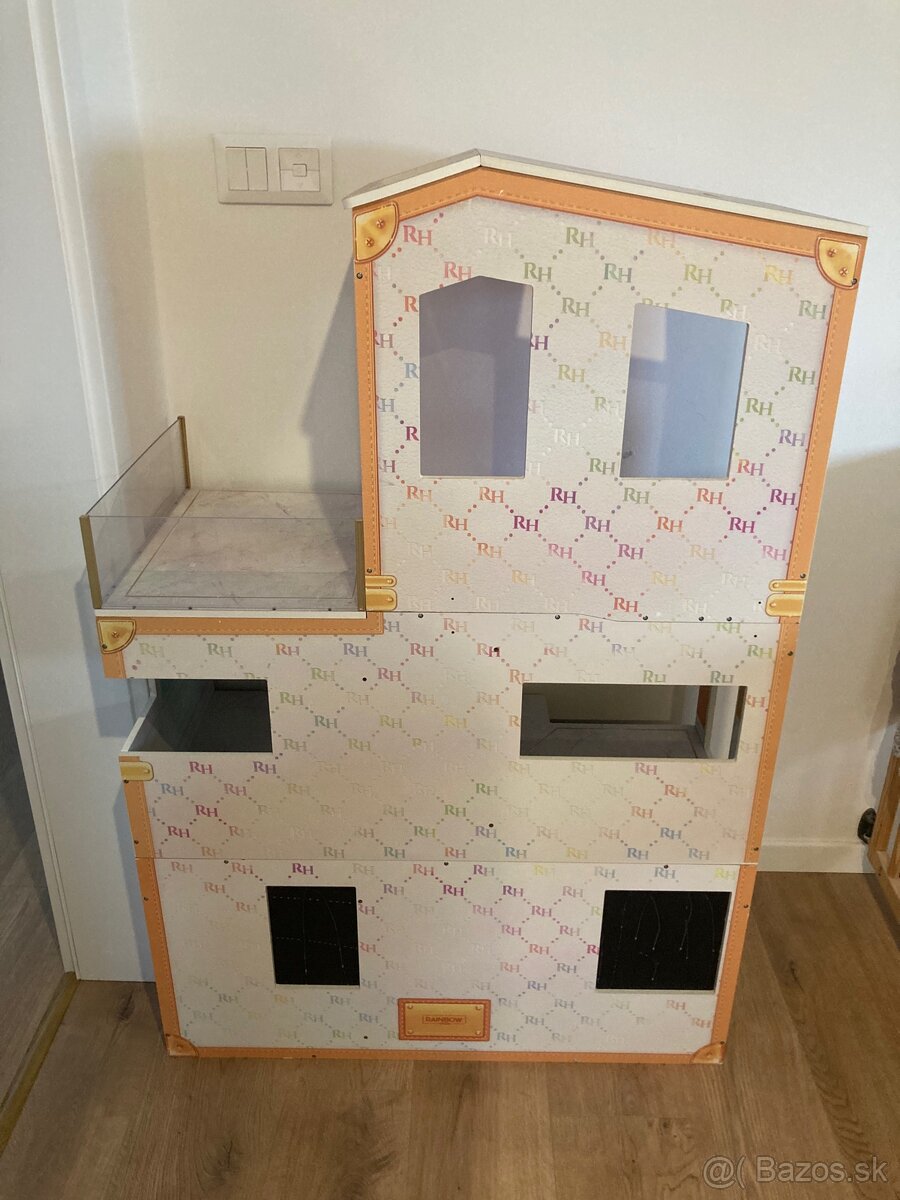 Rainbow High domček kolej - 9