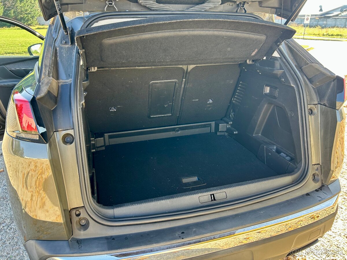 Predám Peugeot 3008 Allure, 8-st. automat, r. 2019, 84500km - 9