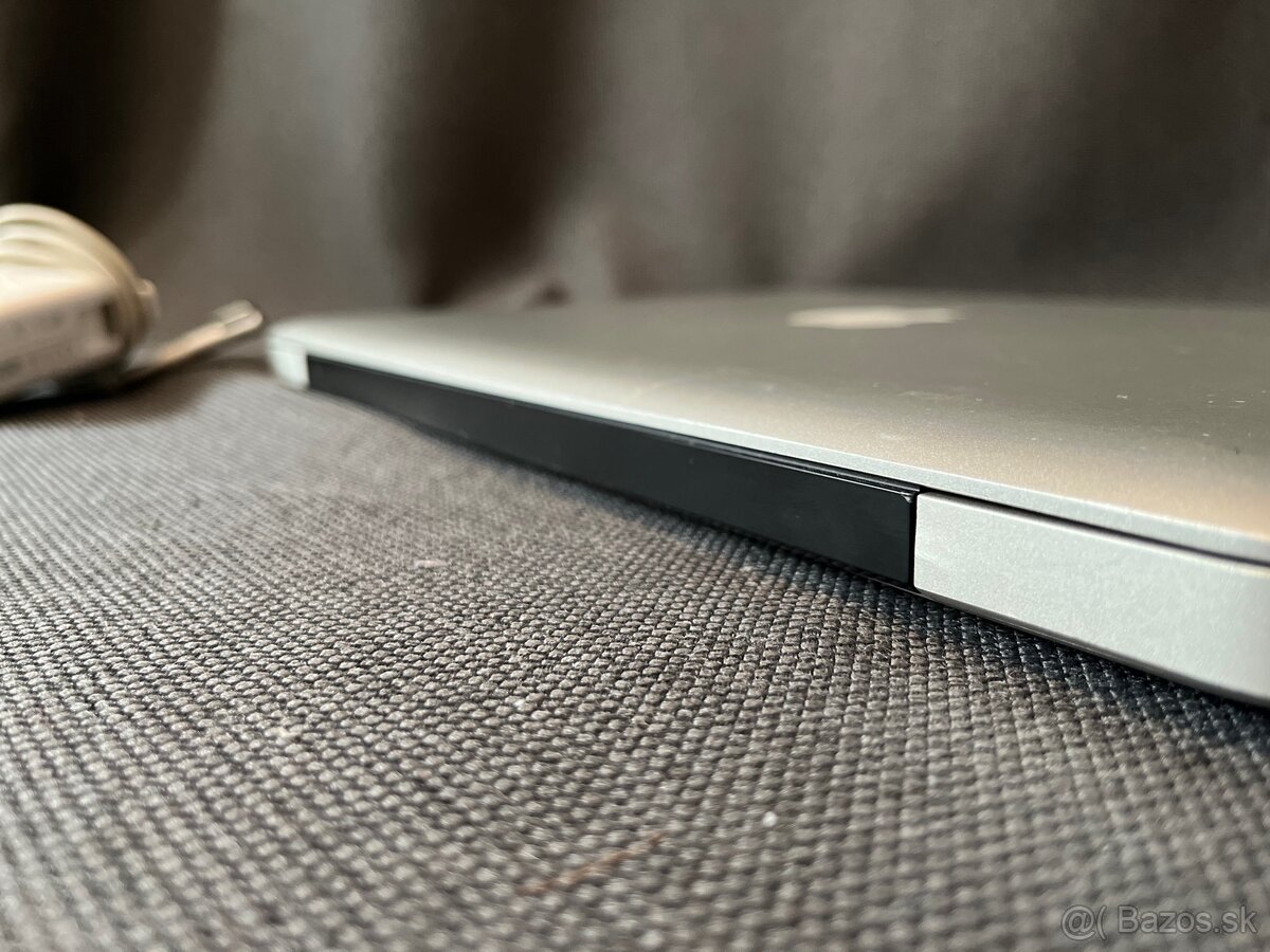 Predám MacBook Pro 13 inch mid 2010 - 9