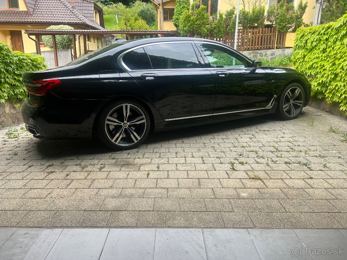 BMW 750Li xDrive - 9