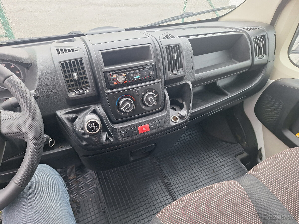 Citroën Jumper 2.2 HDi 5 miestne L3H3 - 9