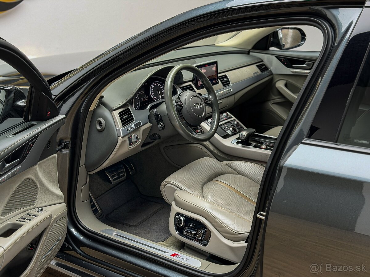 Audi S8 PLUS Quattro - 9