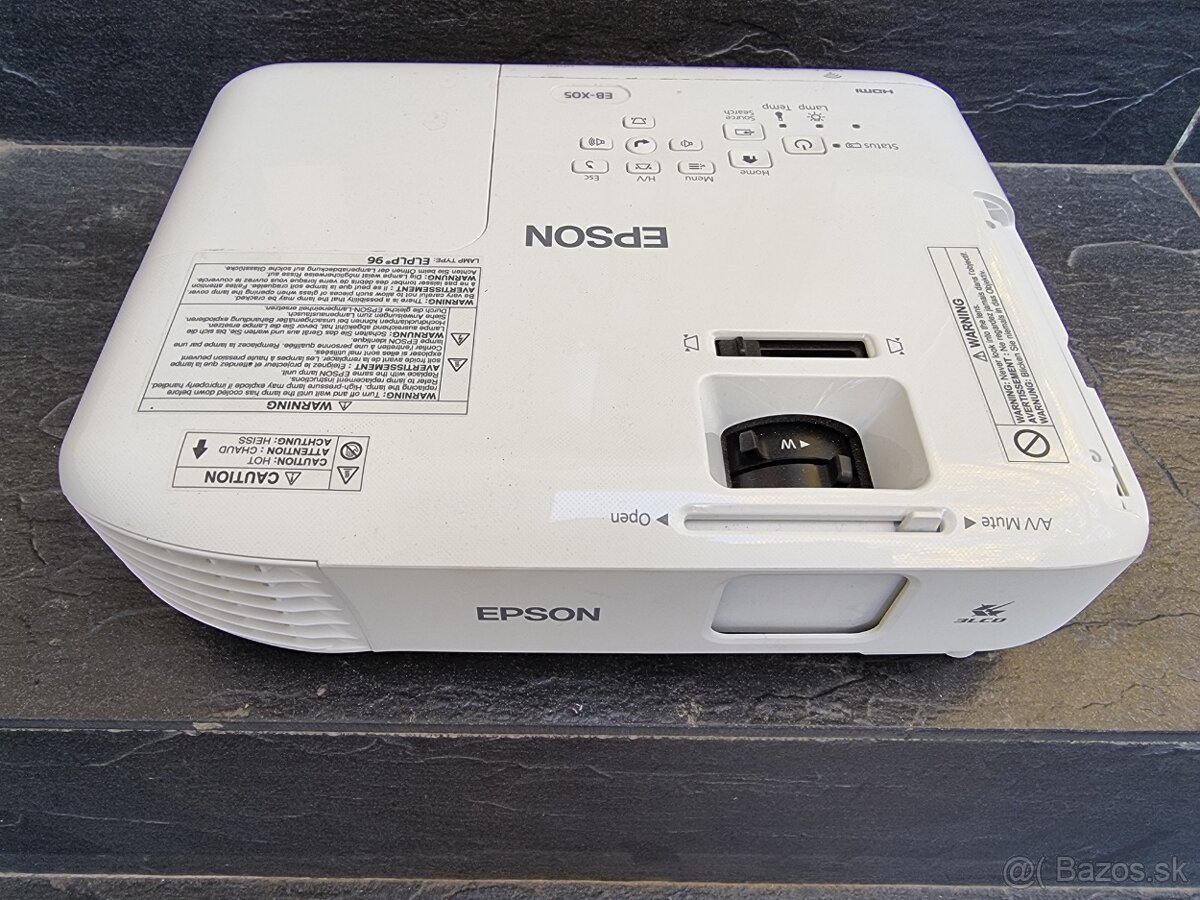 Predám projektory - 9