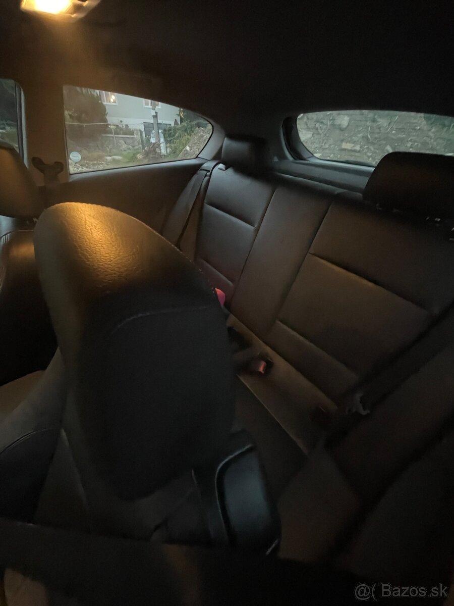 Predam Bmw 118 d 2009 - 9