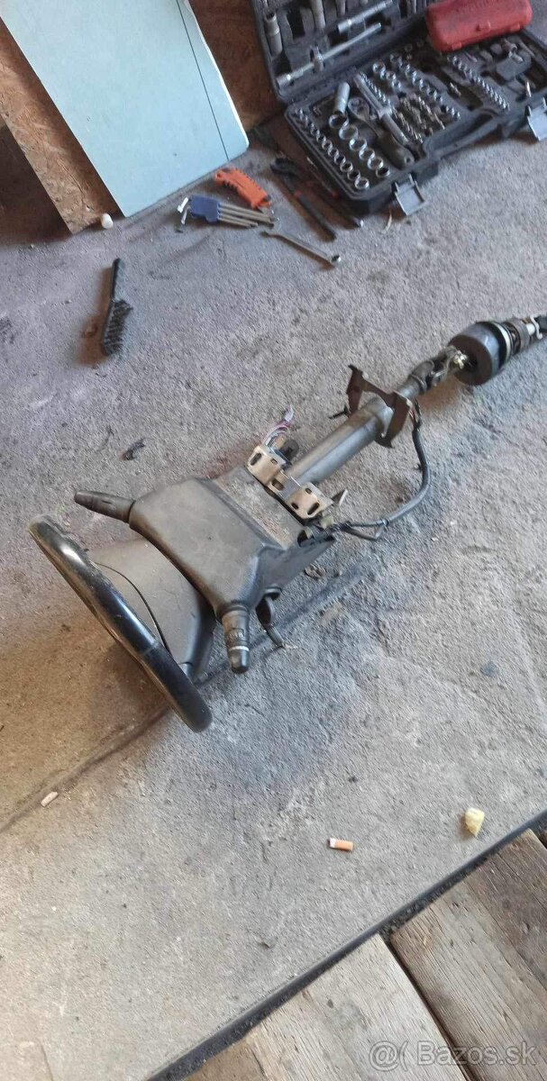 Nissan X-trail T30 rozpredam - 9