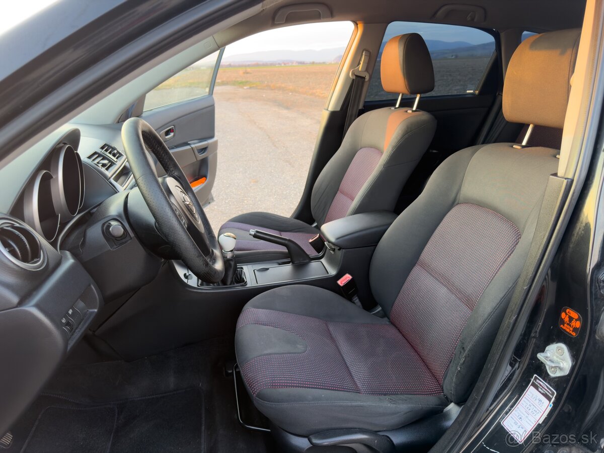 Mazda 3 1.6i benzín Comfort 77kW - 9