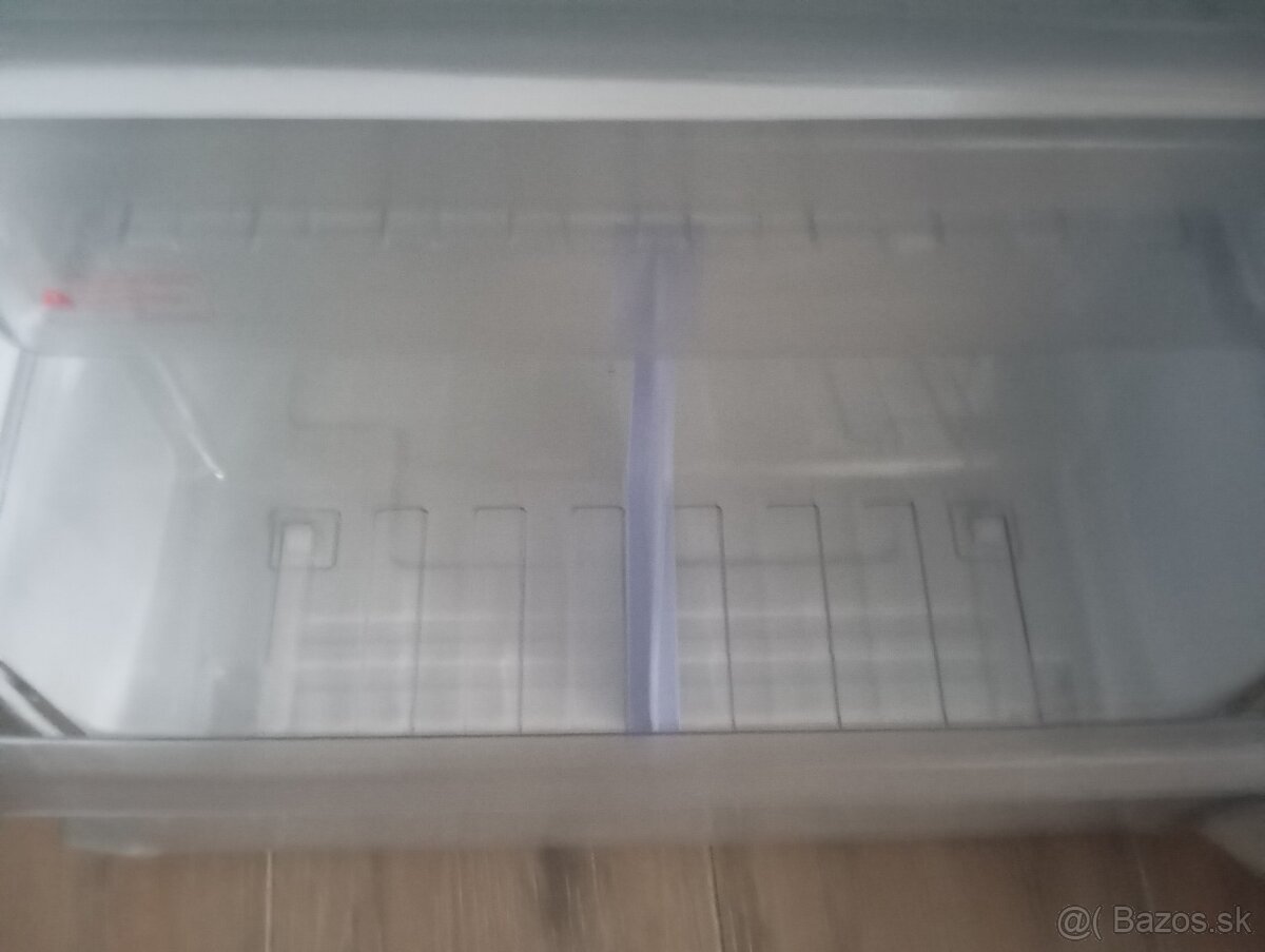 NOVA CENA: SAMSUNG- veľkorozmerna chladnička - 9