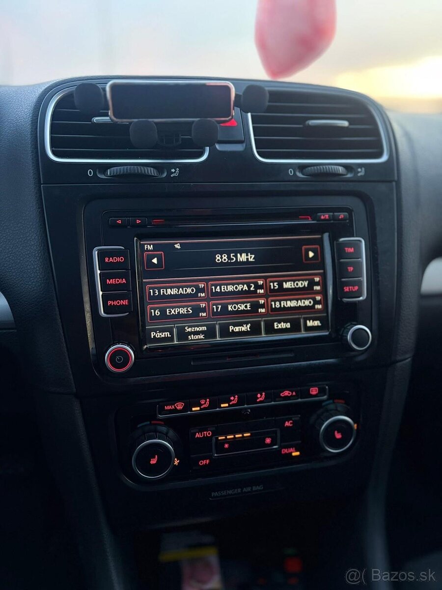 VW Golf 6 Combi 2.0 TDI 103kW – Predaj / Výmena - 9