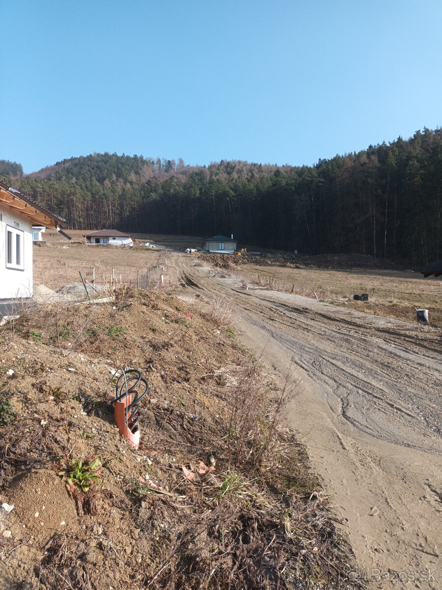 PREDAJ STAVEBNÝ POZEMOK NECPALY - 9