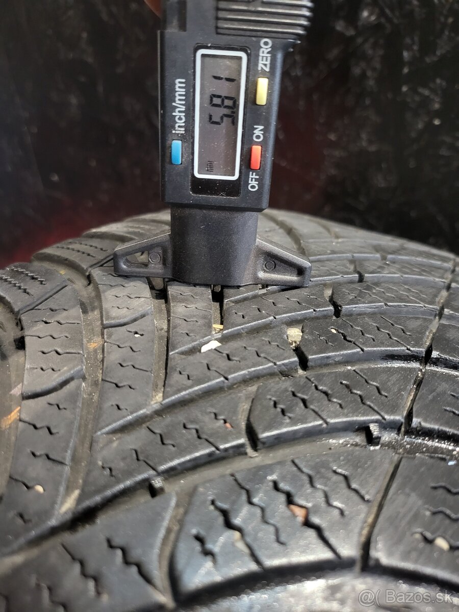 225/60 R18 Semperit zimne pneumatiky - 9