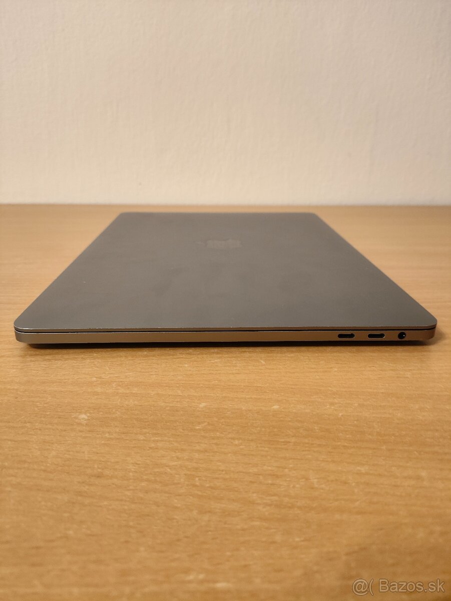 MacBook Pro 13 2019 | i5 • 8GB • 256GB SSD - 9
