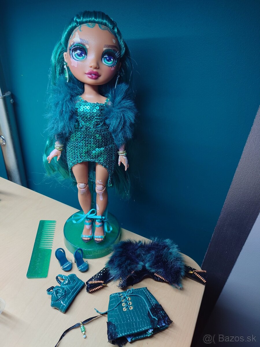 13x bábiky Rainbow High - 9