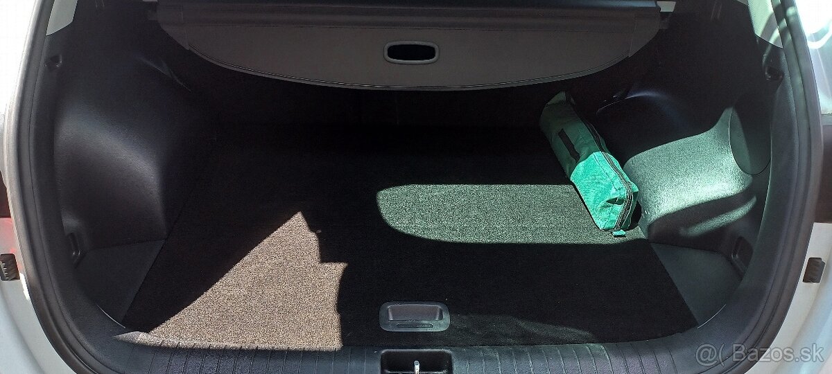 Kia Sportage 1.6 CRDi Gold Možný Leasing - 9