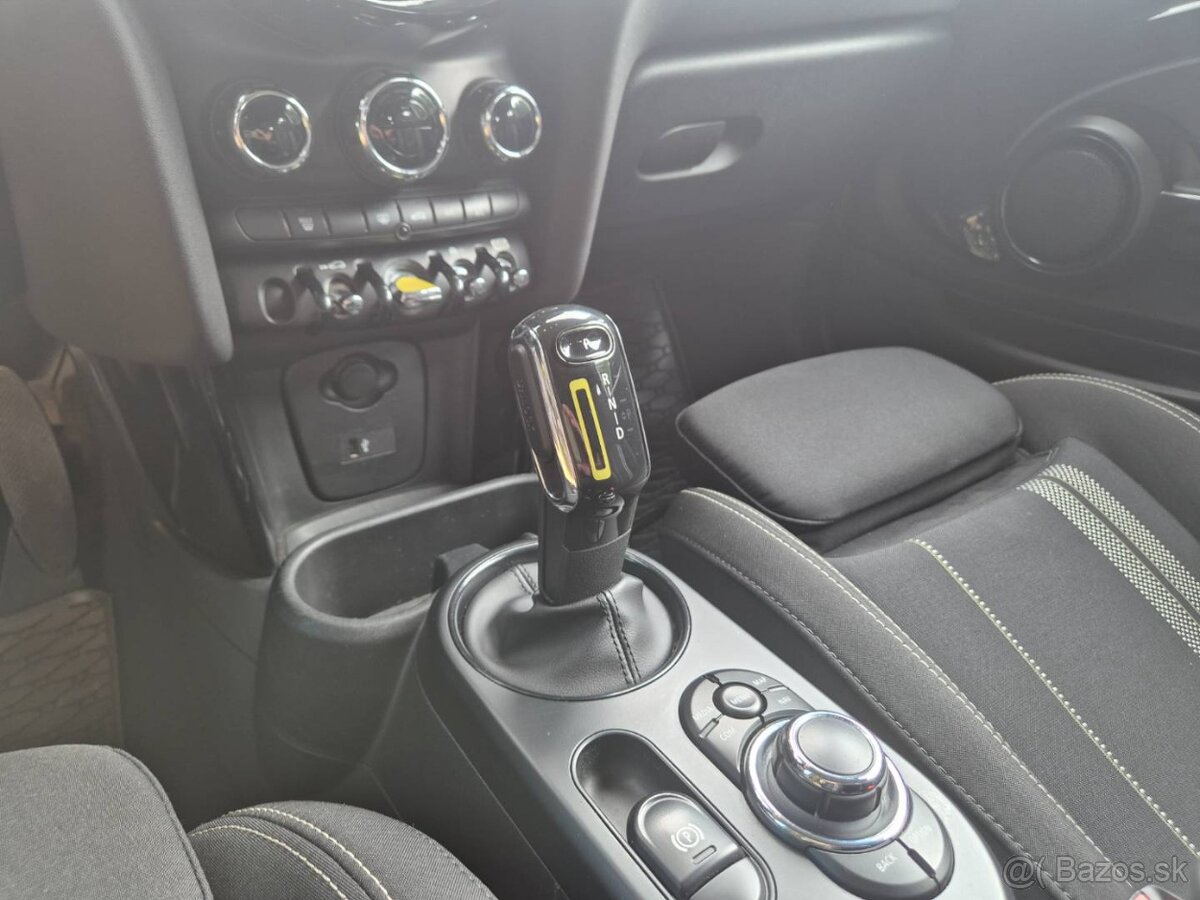 Mini Cooper E SE Elektro 184 Koní 2021 - 9