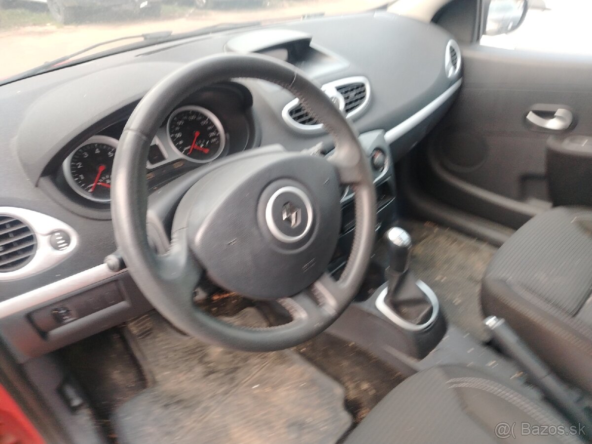 Renault Clio Face Lift 2012 - 9