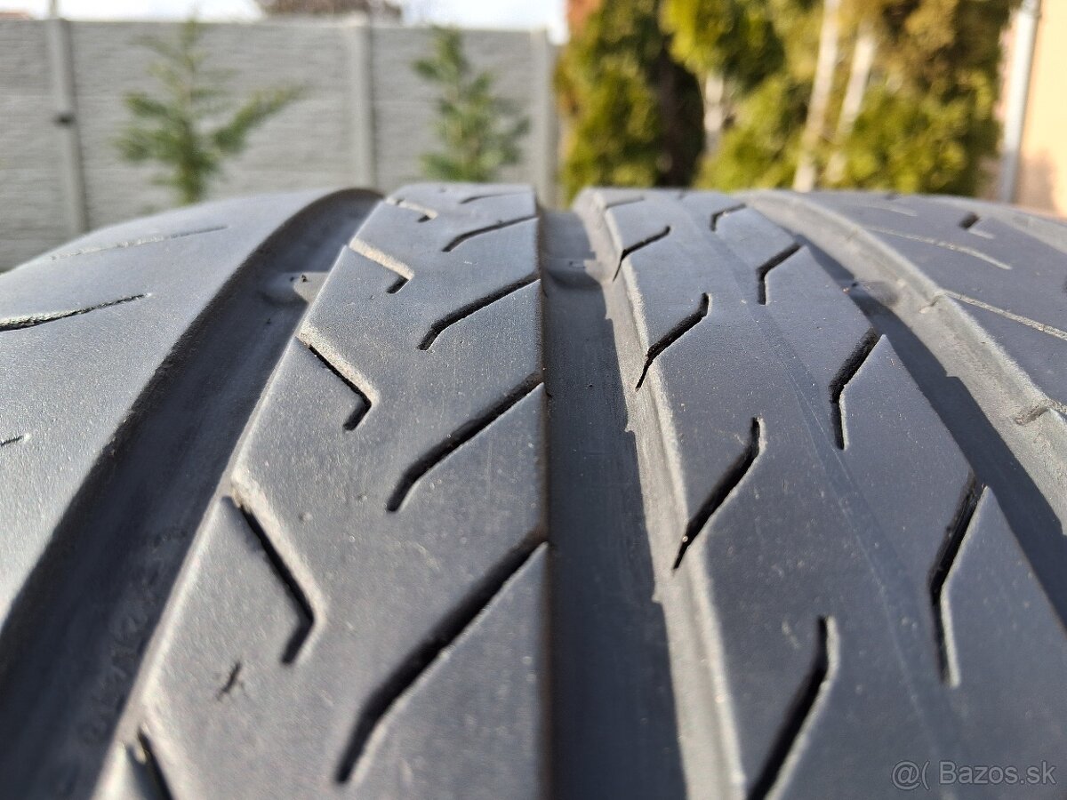 245/40 r20 letne pneumariky - 9