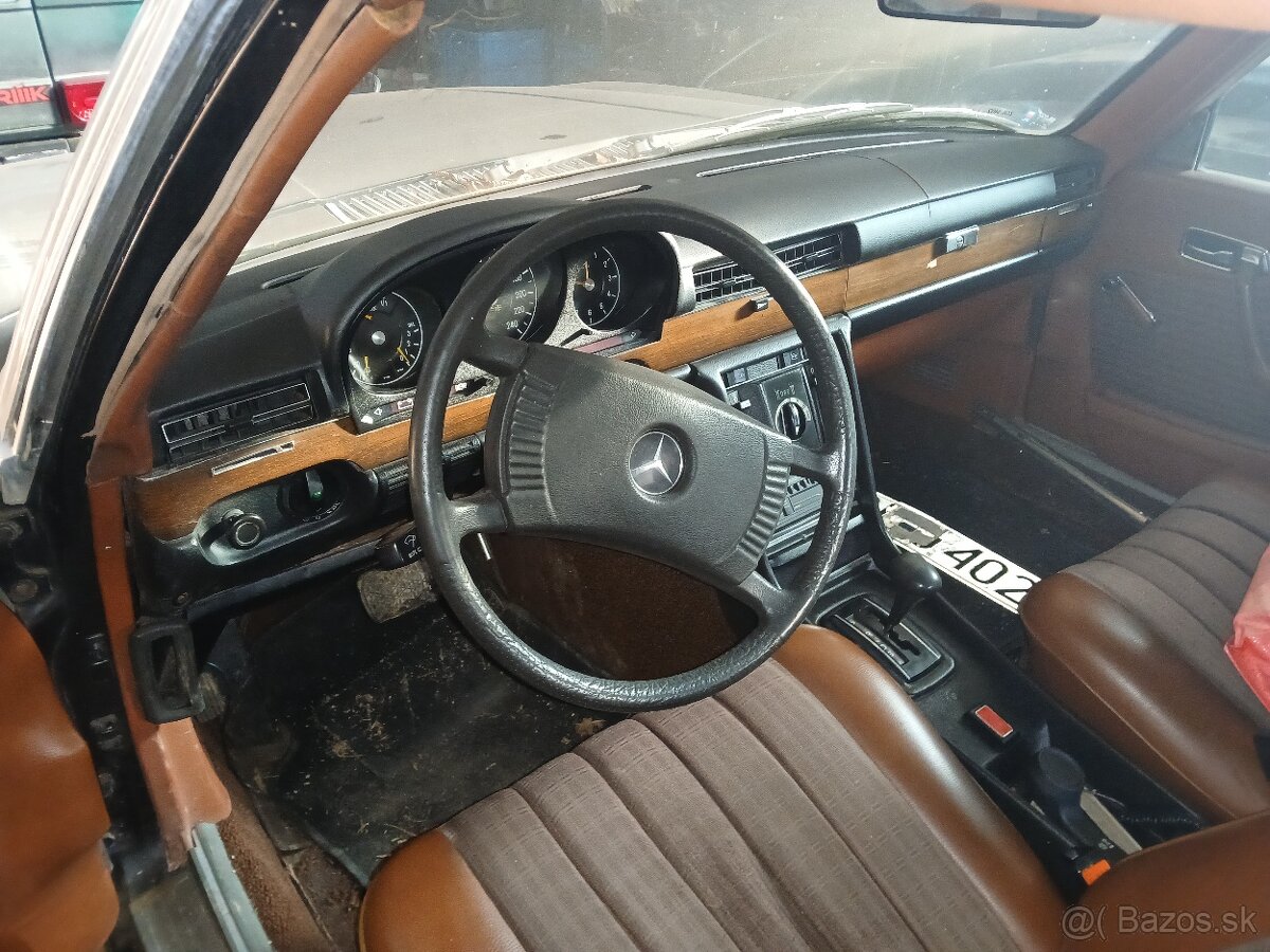 Mercedes w116 280S veterán - 9