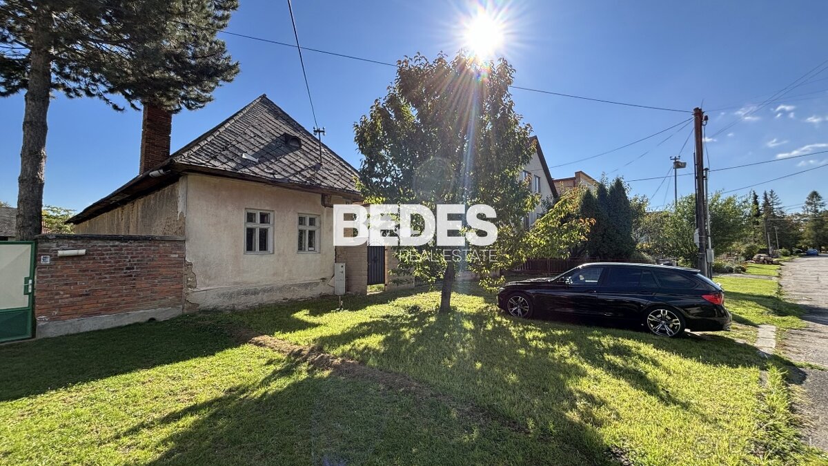 Atraktívny pozemok vhodný na výstavbu v obci Poluvsie, 2698m - 9