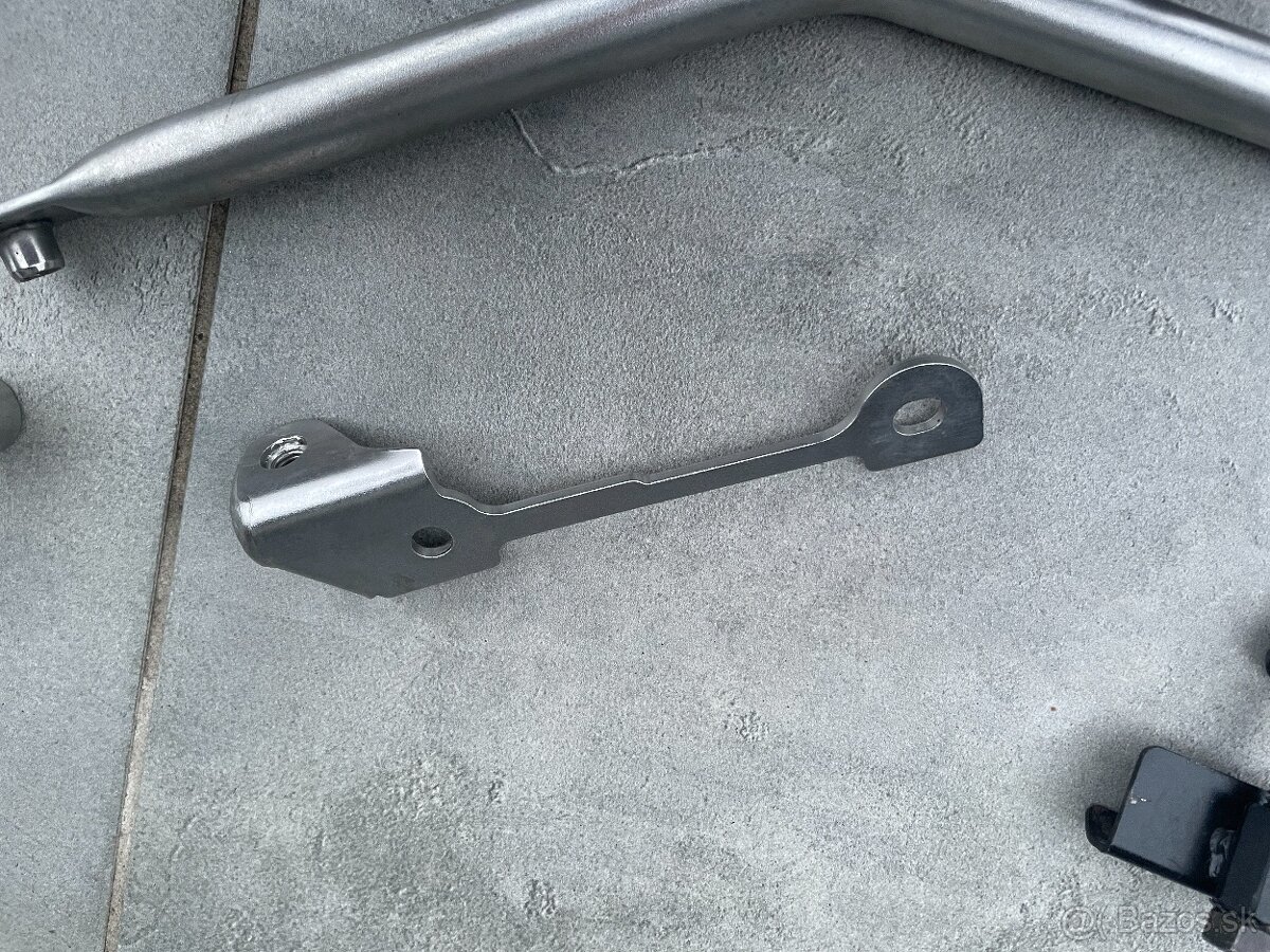 Nosič na bočné kufre BMW R1200GS - 9