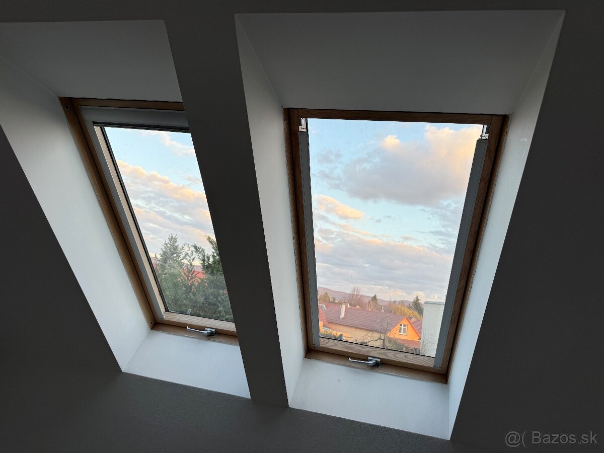 Predam stresne okna FAKRO 7ks - 9