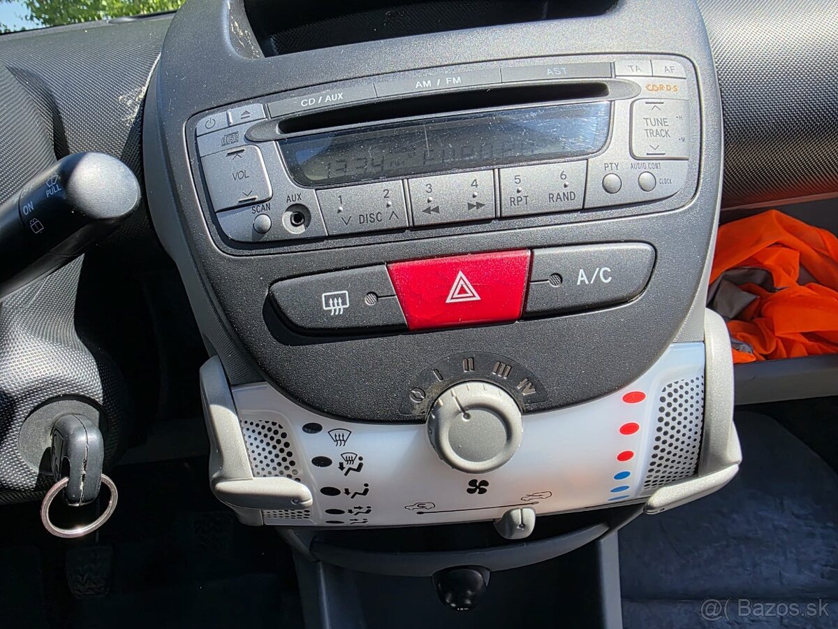 Peugeot 107 - 9