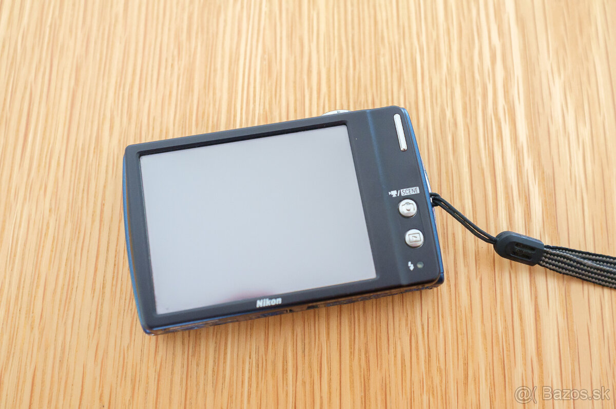 Nikon Coolpix S230 - 9