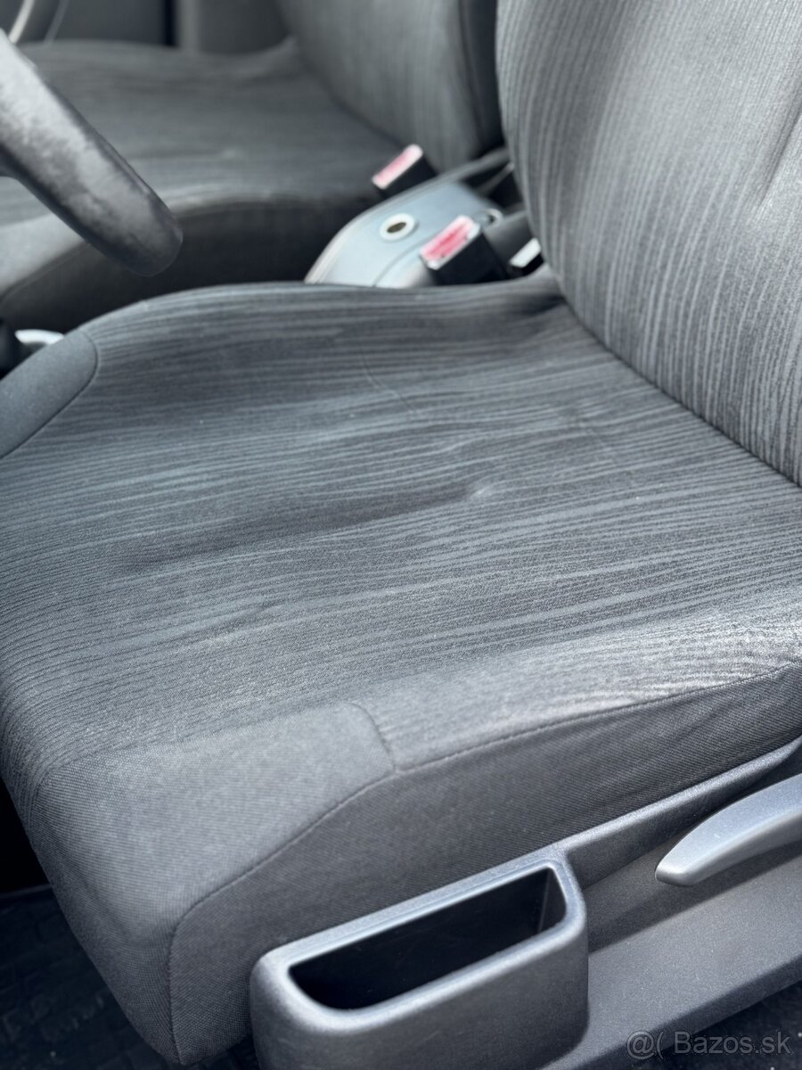 Citroën C4 1.6i 16V Image - 9