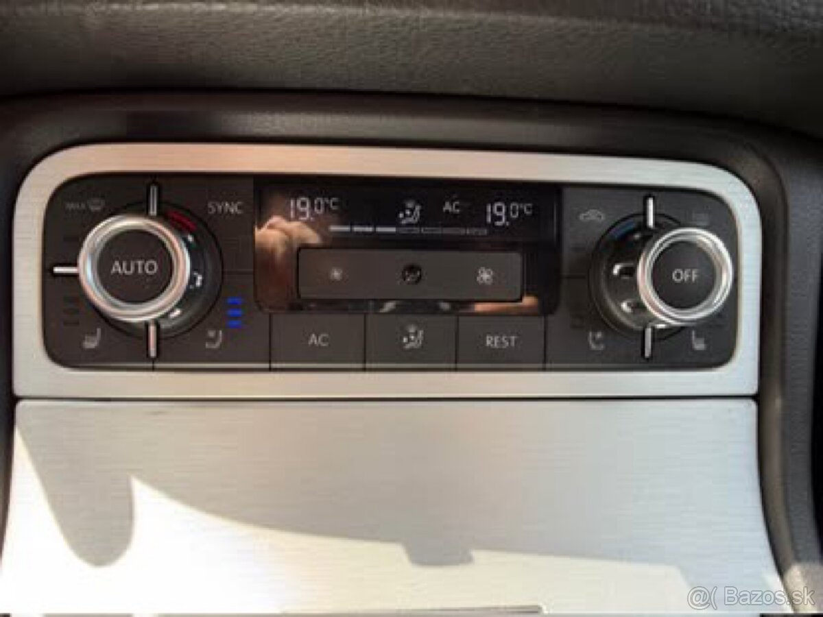Volkswagen Touareg 3.0 2012 - 9