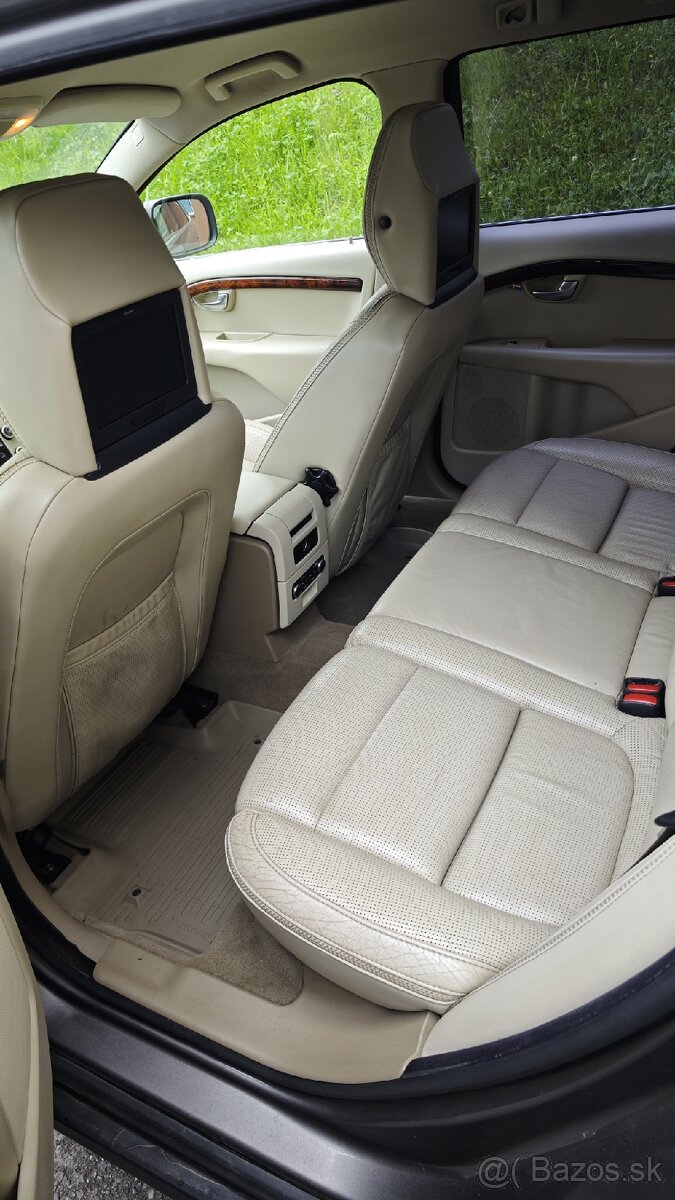 Volvo xc70 - 9