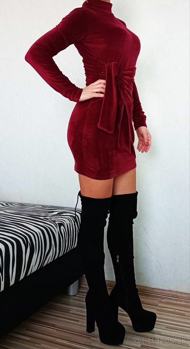 Nové dámske čierne zamatové šaty OLA VOGA - veľkosť S - 9