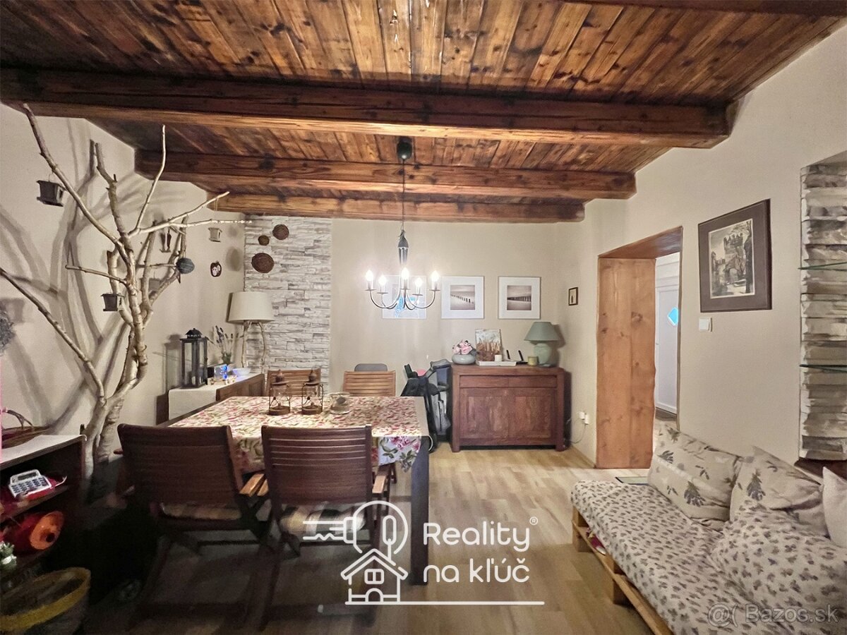 Na predaj krásny 3-izbový rodinný dom v obci Semerovo - 9