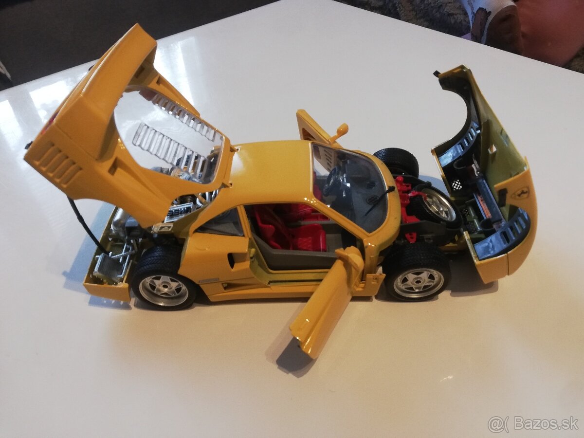 1:18 FERRARI F40 Bburago - 9