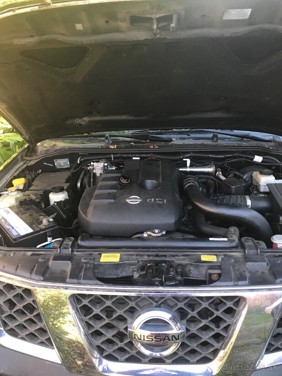 Predám Nissan Navara - 9