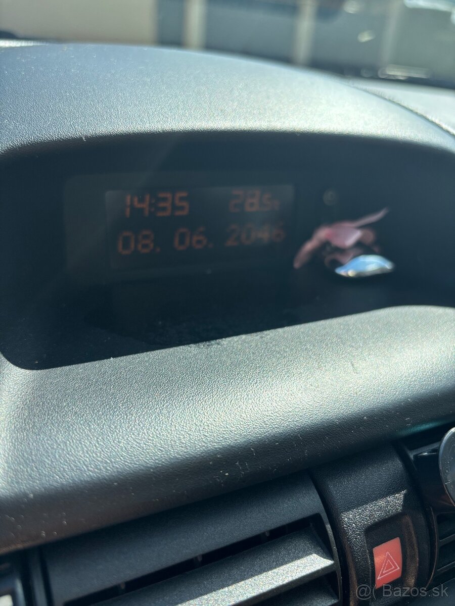 Opel Astra 2009 - 9