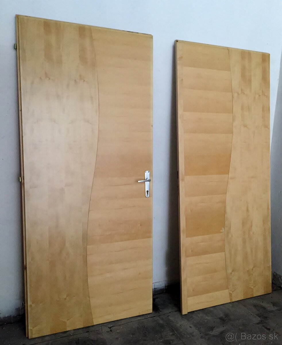 Dvere použité aj nové. - 9