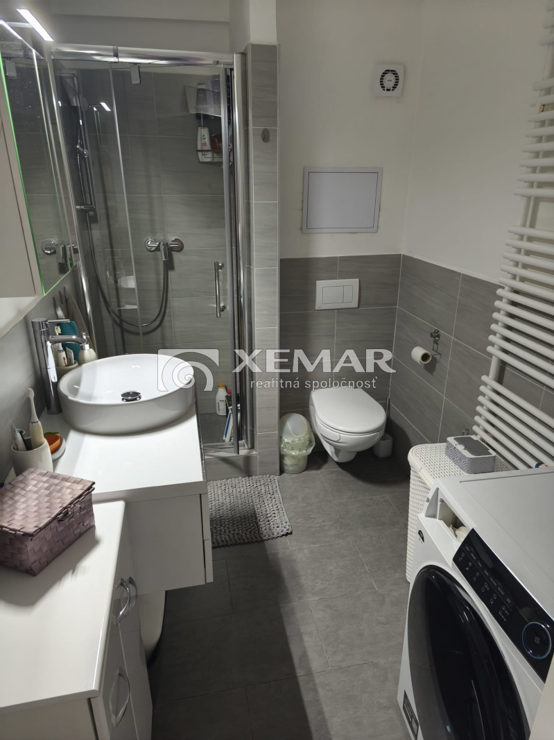 PRENÁJOM Moderný 2 - izbový byt Banská Bystrica - 9