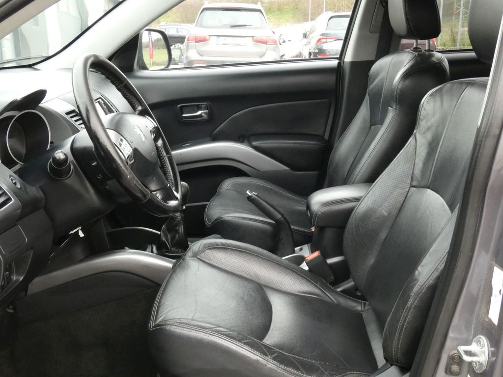 Peugeot 4007 2.2 HDI 7míst, VÝPRODEJ - 9