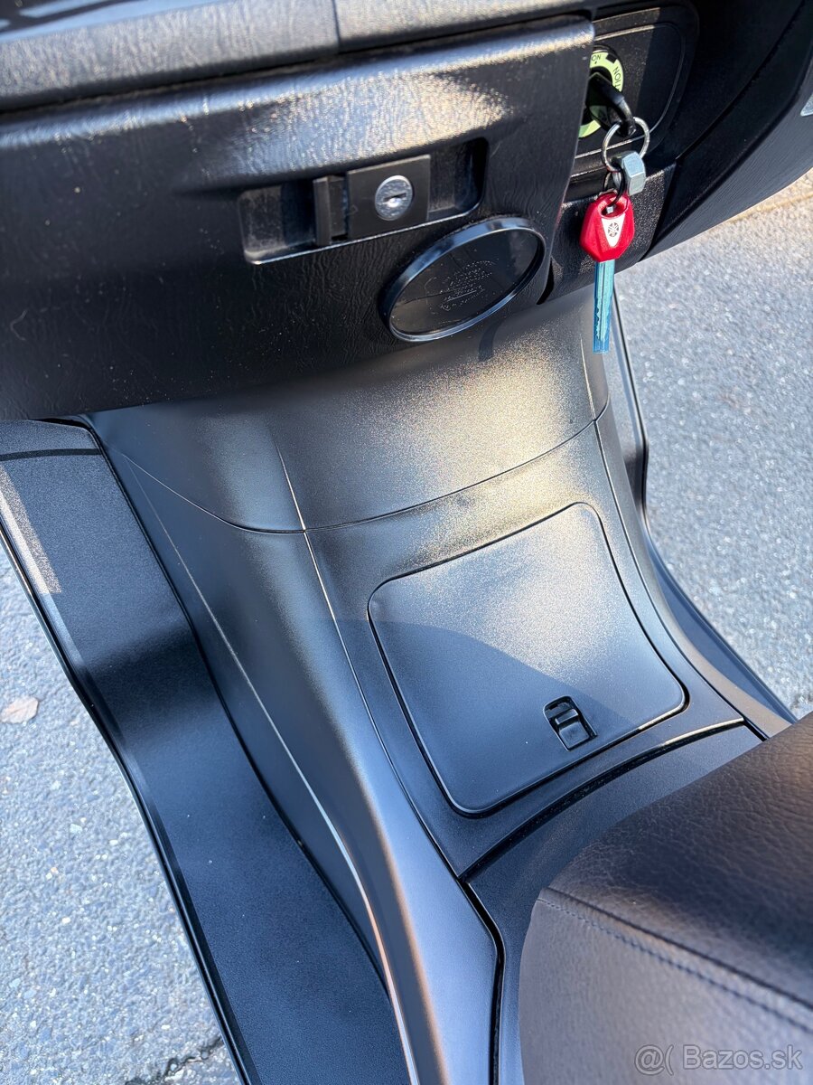 Yamaha Majesty 400 - 9