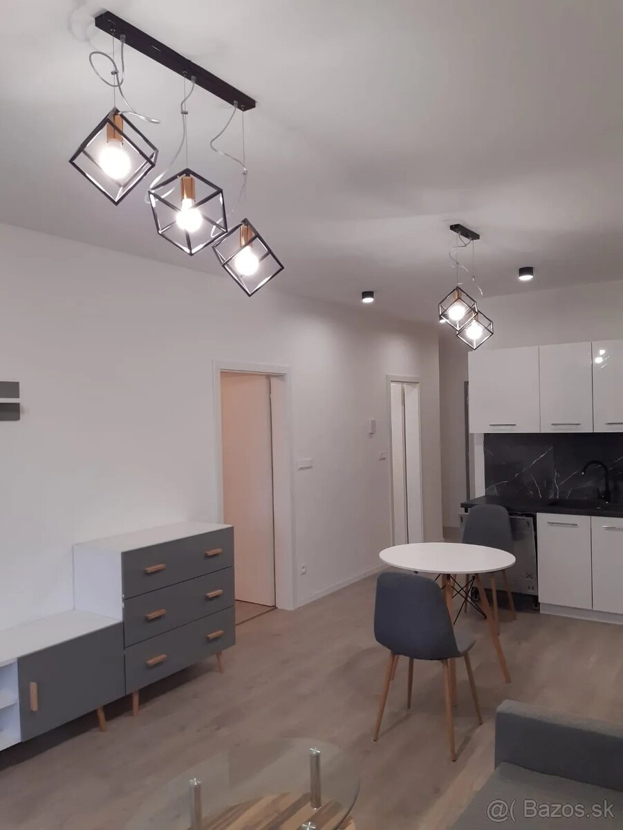 Realitná kancelária Realadr s.r.o. - 9