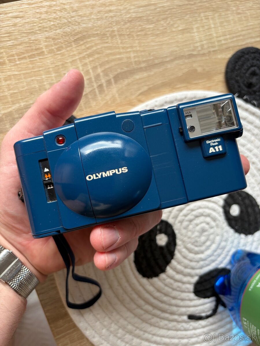 Olympus xa2 urban blue - 9