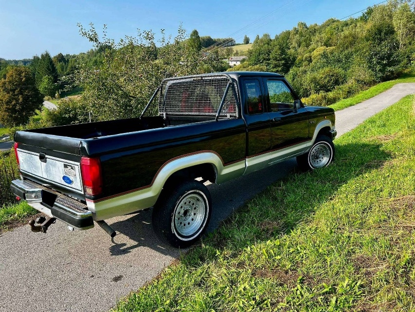Ford Ranger XLT z roku 1989 - 9