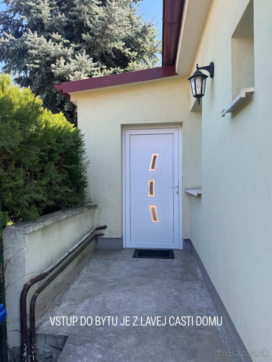 Investičný dom na prenajom s 2 bytmi, dobrá lokalita - 9