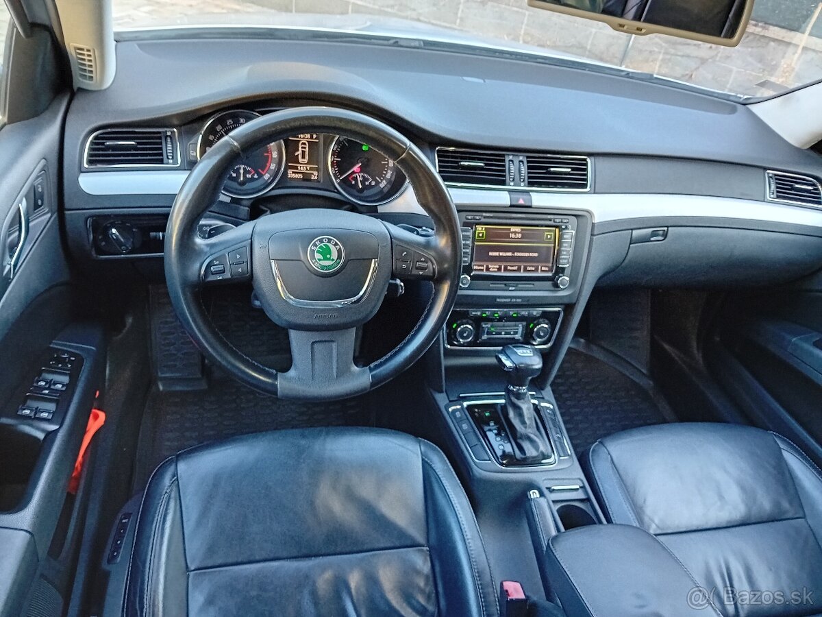 Škoda Superb 2011 2.0tdi DSG Elegance - 9