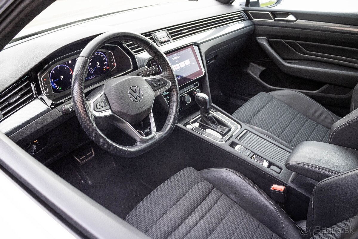 Volkswagen Passat Variant 2.0 TDI 110kw R-line - 9