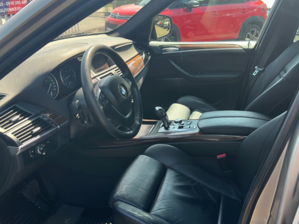 BMW X5 xDrive30d - 9
